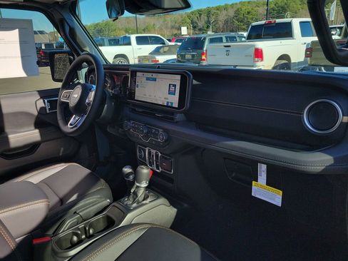 New 2026 Jeep Wrangler Sahara image 36