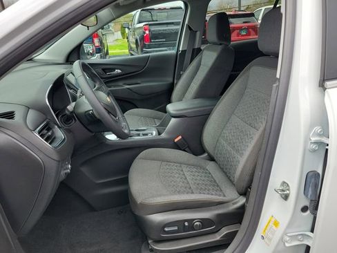 Certified 2024 Chevrolet Equinox LT w/ LPO, Floor Liner Package FWD image 22