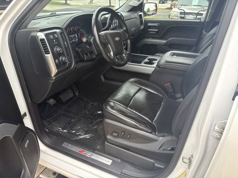 Used 2018 Chevrolet Silverado 1500 LTZ Z71 w/ LTZ Plus Package image 12