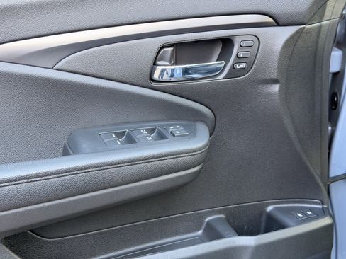Used 2022 Honda Pilot Special Edition image 11