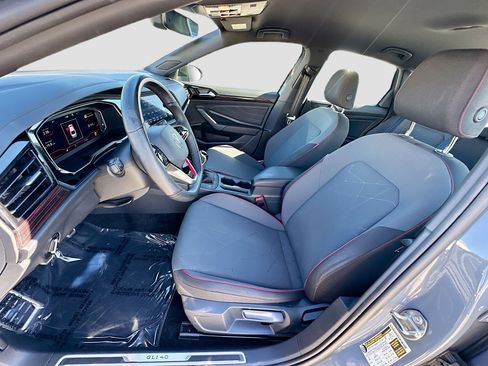 Used 2024 Volkswagen Jetta GLI 40th Anniversary Edition image 19