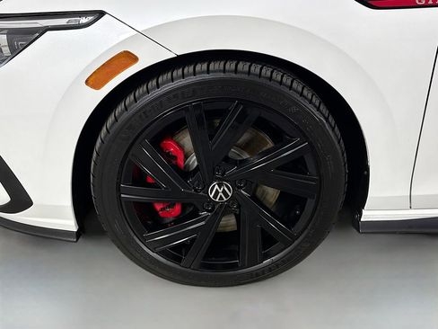 Used 2022 Volkswagen GTI SE image 33