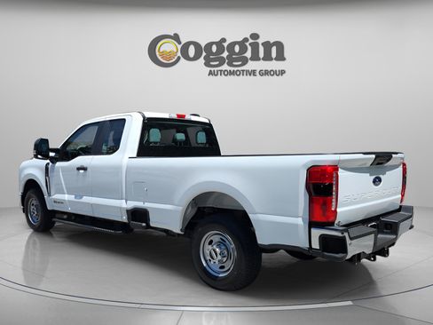 New 2025 Ford F250 XL w/ 360-Degree Camera Package image 3