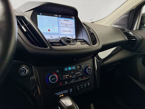 Used 2019 Ford Escape Titanium image 14