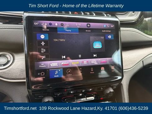 Used 2022 Jeep Grand Cherokee Limited 4xe w/ Luxury Tech Group II AWD/4WD image 12