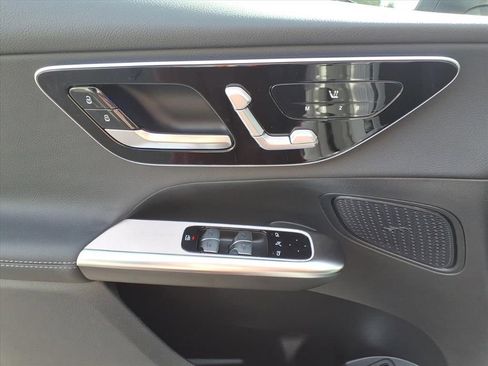 New 2026 Mercedes-Benz GLC 300 4MATIC image 12