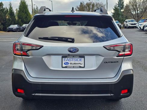 Used 2023 Subaru Outback Onyx Edition image 6