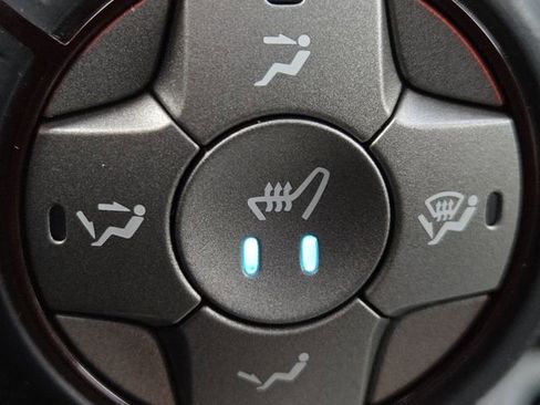 Used 2010 Chevrolet Camaro SS w/ LPO, Ground Effects Package image 5