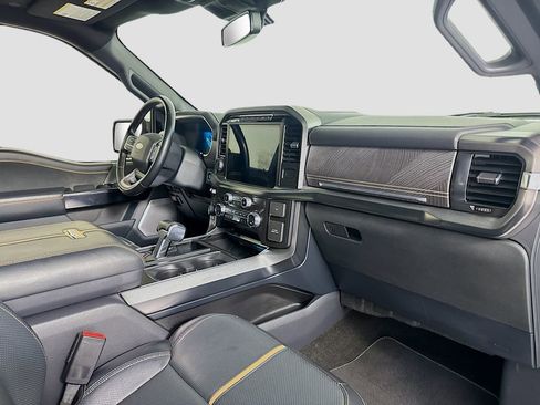 Used 2021 Ford F150 Platinum w/ FX4 Off-Road Package AWD/4WD image 29