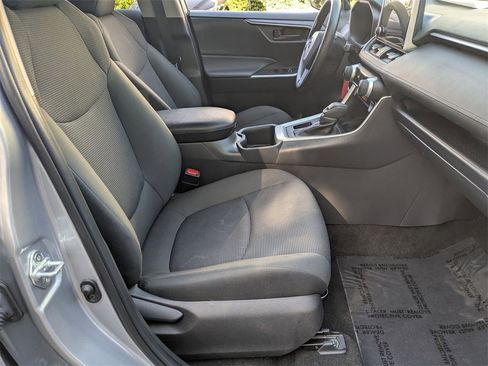 Used 2025 Toyota RAV4 LE image 30