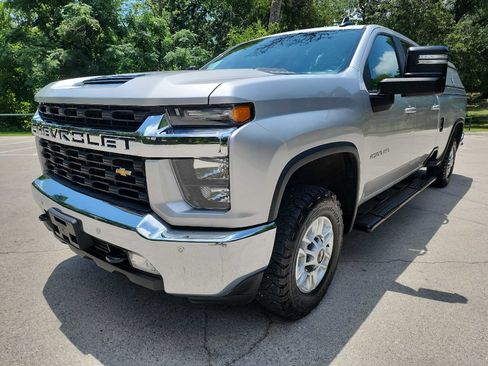 Used 2023 Chevrolet Silverado 2500 LT w/ Convenience Package AWD/4WD image 4