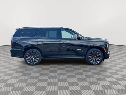 Certified 2025 Cadillac Escalade V AWD/4WD image 10