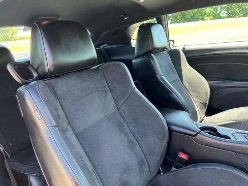 Used 2017 Dodge Challenger GT w/ Driver Convenience Group AWD/4WD image 34
