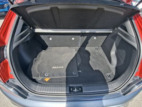 Used 2023 Hyundai Kona Limited FWD image 20