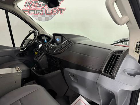Used 2019 Ford Transit 250 148 Low Roof RWD image 11