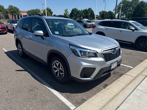Used 2020 Subaru Forester Premium AWD/4WD image 1