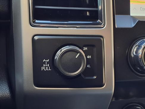 Used 2021 Ford F250 Lariat w/ Lariat Ultimate Package image 21