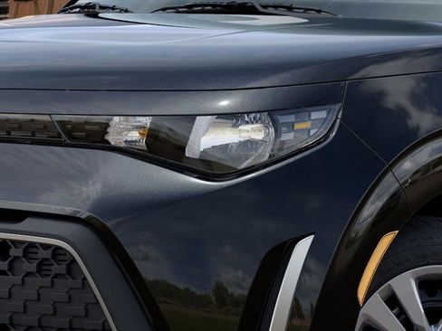 New 2025 Kia Soul LX image 10