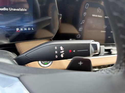 New 2026 Chevrolet Equinox ACTIV w/ Convenience Package III image 24