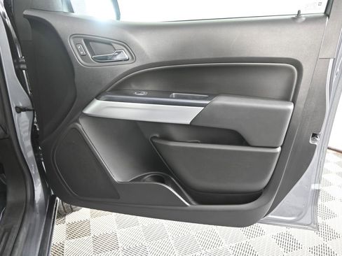 Used 2021 Chevrolet Colorado LT w/ Safety Package image 13