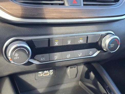 Used 2023 Nissan Altima 2.5 SV image 36