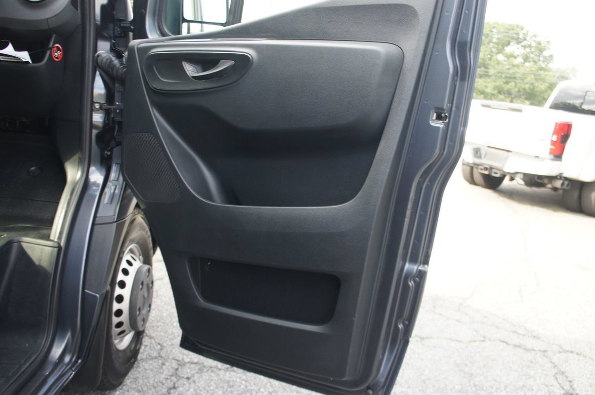 Used 2019 Mercedes-Benz Sprinter 170 image 18