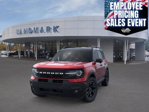 New 2026 Ford Bronco Sport Outer Banks w/ Outer Banks Tech Package+ AWD/4WD image 3
