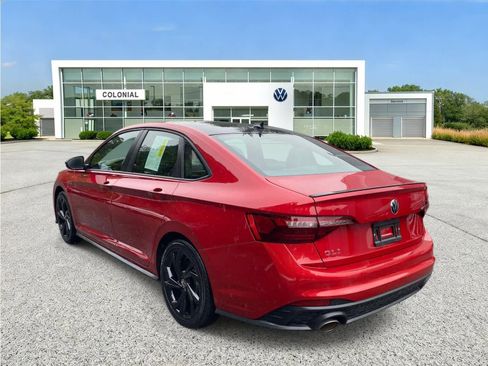 Used 2023 Volkswagen Jetta GLI Autobahn FWD image 3