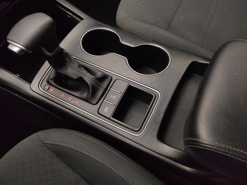 Used 2020 Kia Sorento LX image 26