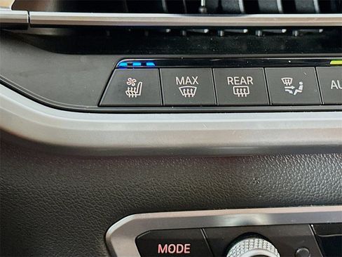 Used 2022 BMW X7 xDrive40i image 17