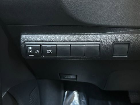 Used 2026 Toyota Corolla LE w/ LE Premium Package FWD image 25