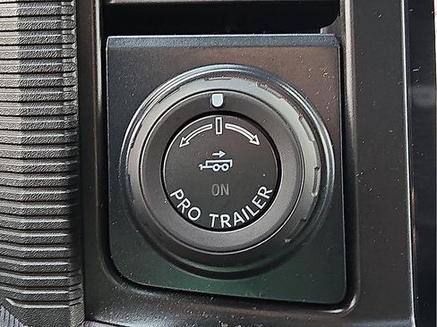 Used 2025 Ford F150 Raptor w/ Equipment Group 803A Raptor R AWD/4WD image 15
