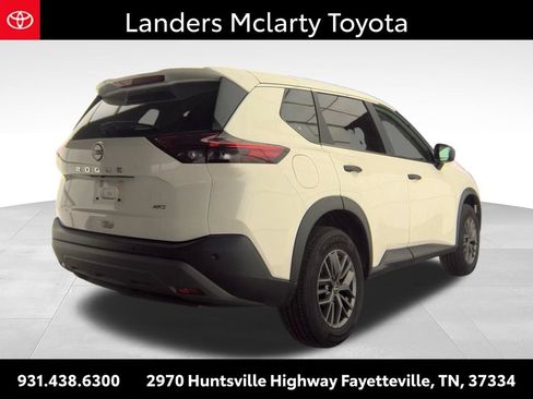 Used 2023 Nissan Rogue S AWD/4WD image 3