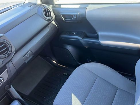 Used 2019 Toyota Tacoma SR RWD image 16