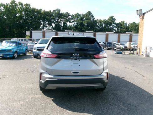 Used 2024 Ford Edge SEL AWD/4WD image 7