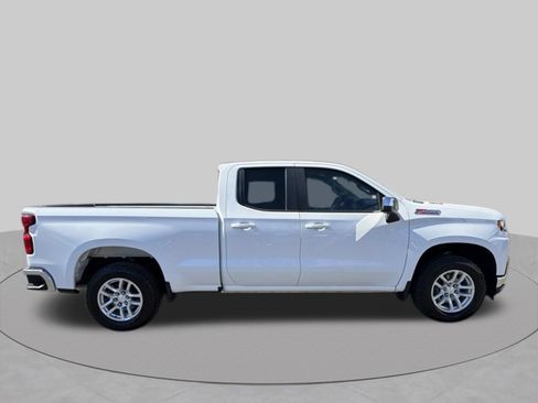 Used 2020 Chevrolet Silverado 1500 LT w/ All-Star Edition AWD/4WD image 2