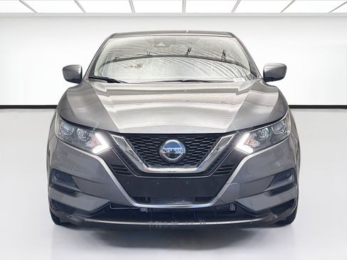 Used 2022 Nissan Rogue Sport S image 2