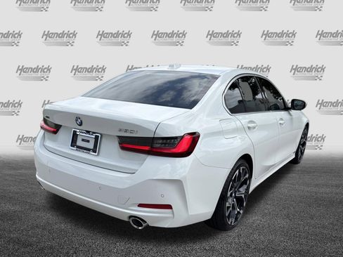 Used 2025 BMW 330i xDrive Sedan w/ Convenience Package AWD/4WD image 9