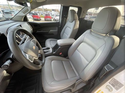 Used 2020 Chevrolet Colorado W/T w/ WT Convenience Package image 17