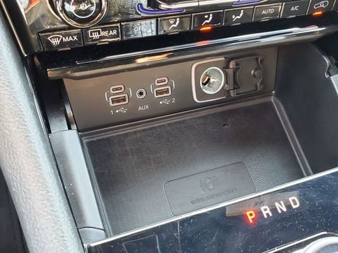 Used 2023 Jeep Grand Cherokee L Laredo image 29