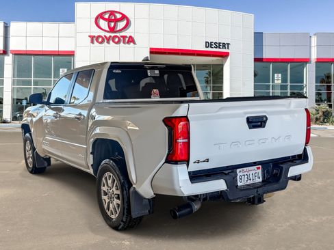 Used 2025 Toyota Tacoma SR5 AWD/4WD image 3