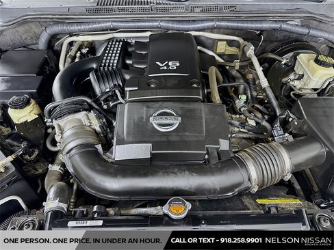 Used 2014 Nissan Frontier PRO-4X w/ Pro-4x Luxury Package image 30