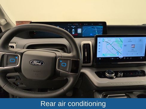 Certified 2025 Ford Expedition Active image 21