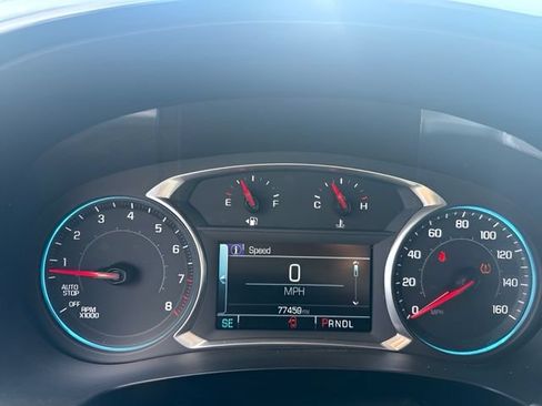 Used 2019 Chevrolet Traverse LT AWD/4WD image 16