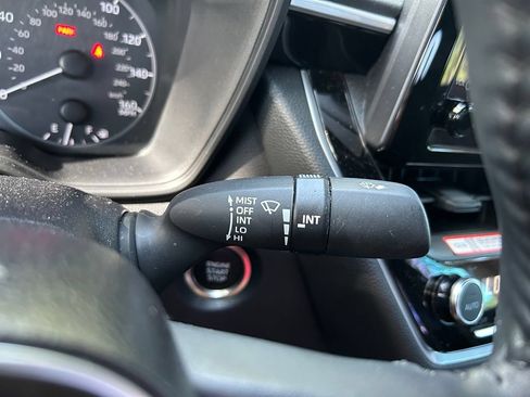 Certified 2025 Toyota Corolla SE FWD image 21