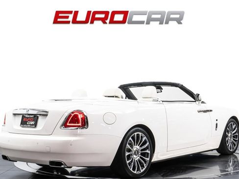 Used 2018 Rolls-Royce Dawn image 6