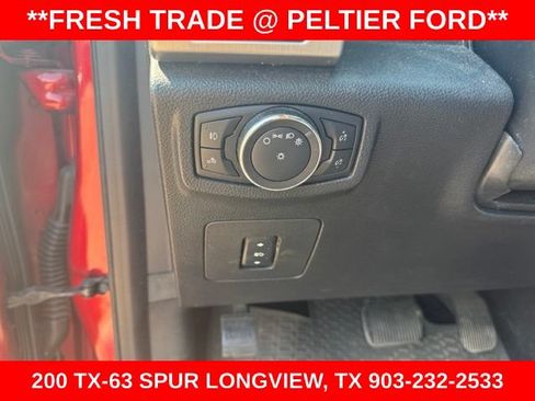 Used 2015 Ford F150 Platinum w/ Equipment Group 701A Luxury AWD/4WD image 21