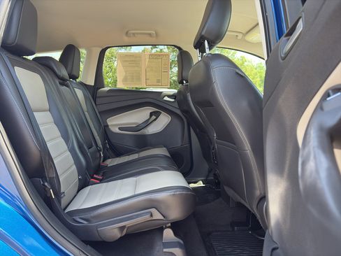 Used 2019 Ford Escape SEL AWD/4WD image 15