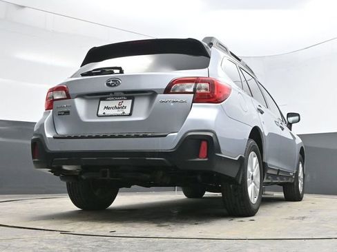 Used 2018 Subaru Outback 2.5i Premium image 35
