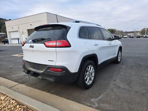 Used 2017 Jeep Cherokee Latitude w/ Trailer Tow Group image 3